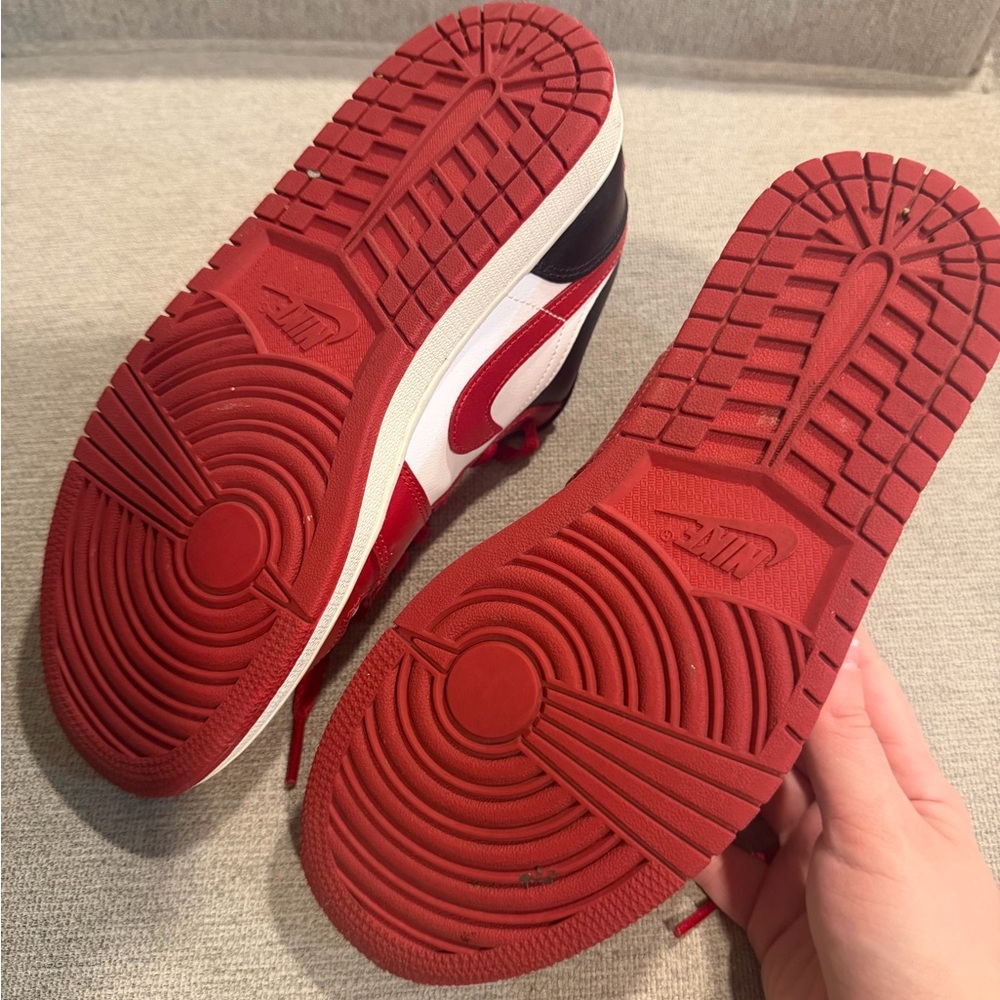 Nike Women's Air Jordan 1 Red and White Sneakers - Picture 5 of 5